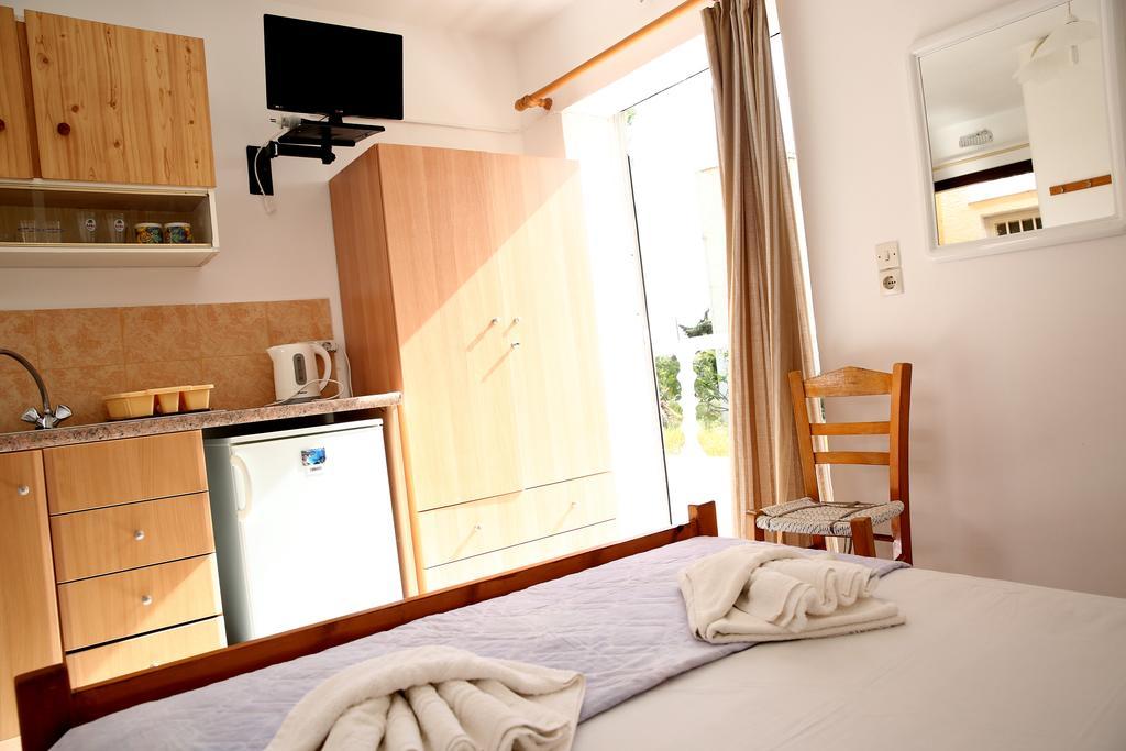 Kappatos Studios & Apartments Ласі Екстер'єр фото